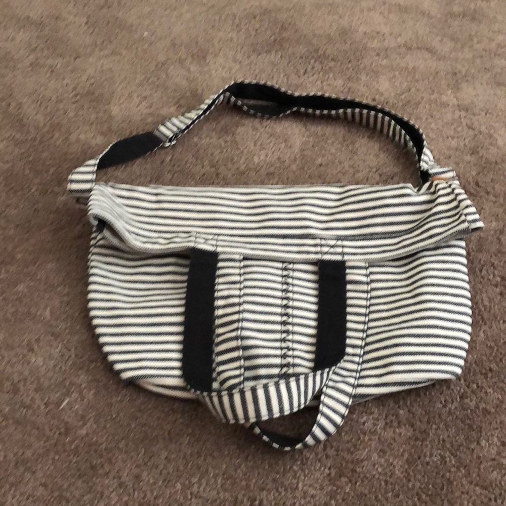 Thirty-one retro metro fold over